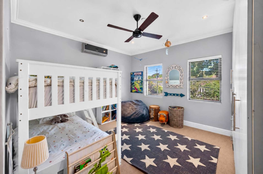 5 Bedroom Property for Sale in Claremont Upper Western Cape